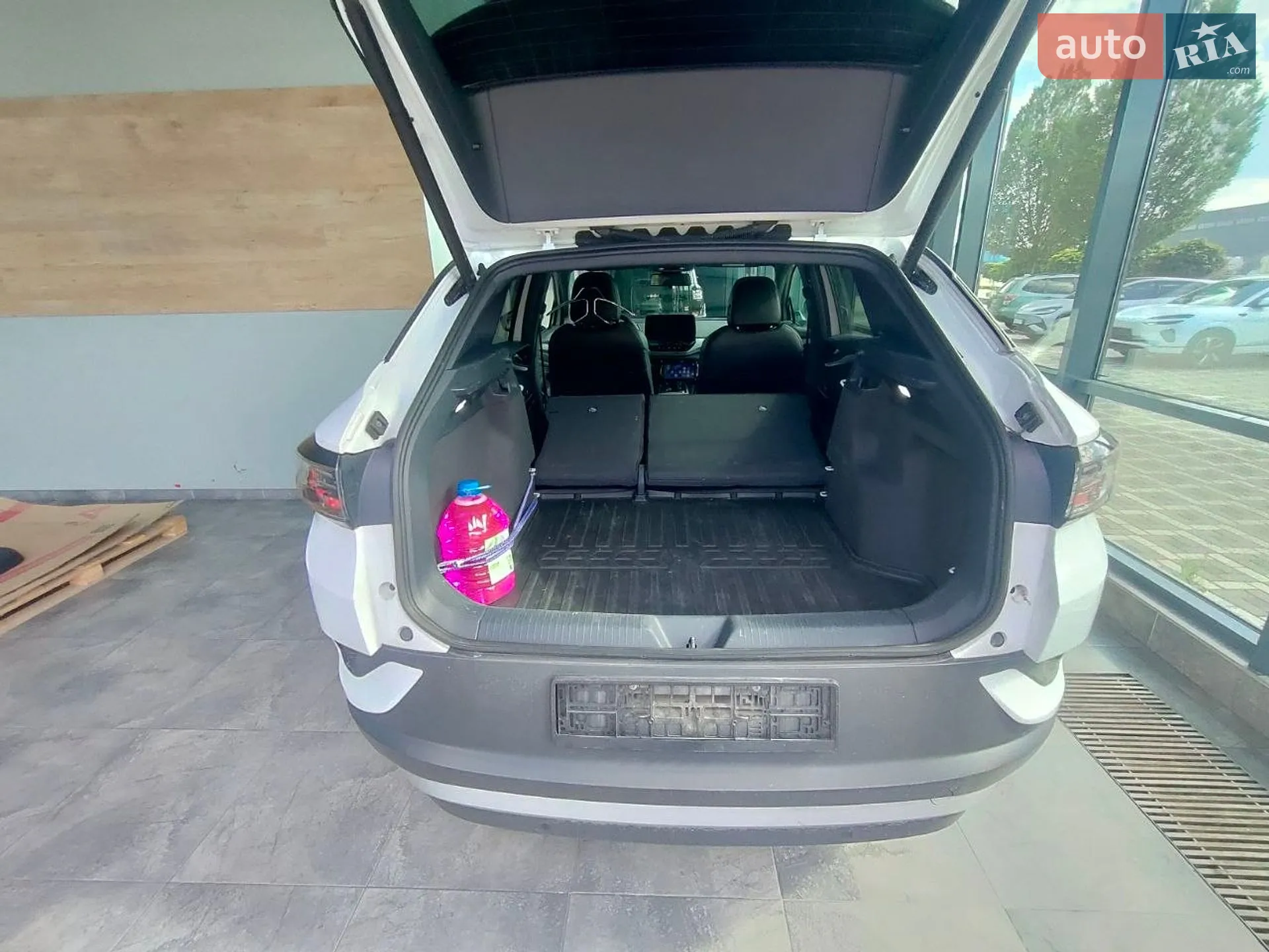2021 Volkswagen ID.4 - мініатюра 8