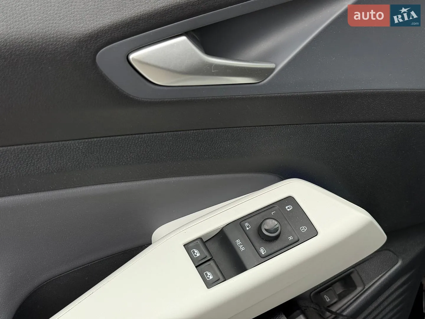 2021 Volkswagen ID.4 - мініатюра 10