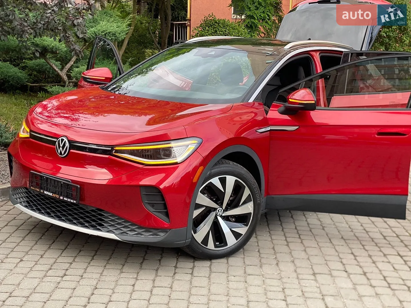 2022 Volkswagen ID.4 - фото 1