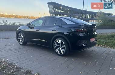 Внедорожник / Кроссовер Volkswagen ID.5 2023 в 