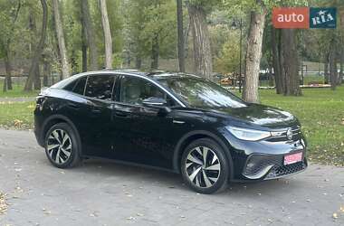 Внедорожник / Кроссовер Volkswagen ID.5 2023 в 