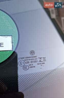 Внедорожник / Кроссовер Volkswagen ID.5 2023 в 