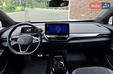 Внедорожник / Кроссовер Volkswagen ID.5 2023 в 