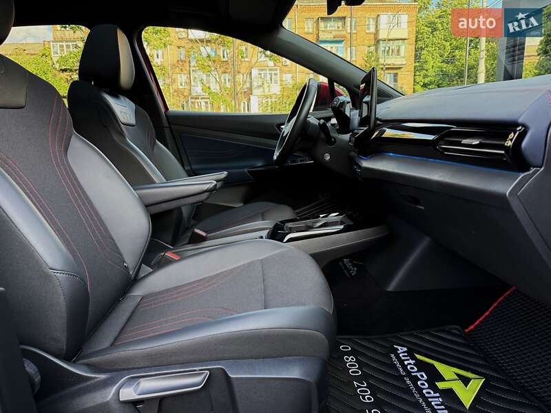 Внедорожник / Кроссовер Volkswagen ID.5 2022 в Киеве