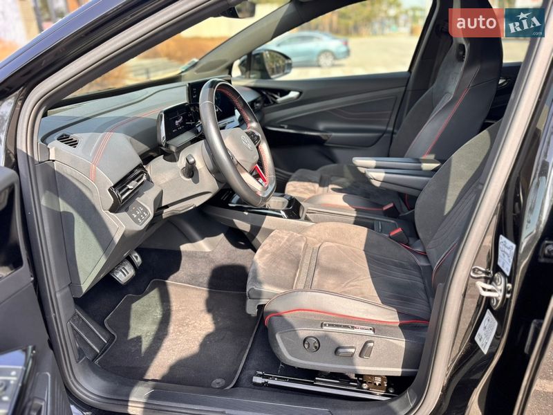 Внедорожник / Кроссовер Volkswagen ID.5 2023 в Киеве