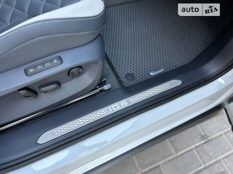 Внедорожник / Кроссовер Volkswagen ID.6 Crozz 2023 в Сумах