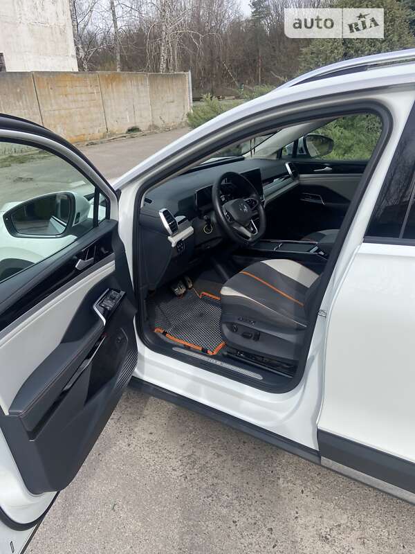 Внедорожник / Кроссовер Volkswagen ID.6 Crozz 2022 в Харькове