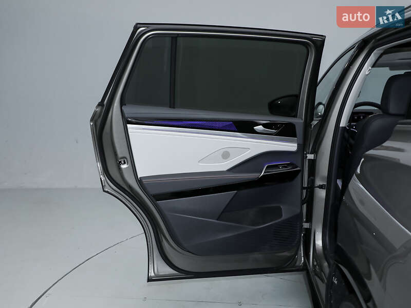Внедорожник / Кроссовер Volkswagen ID.6 Crozz 2022 в Киеве