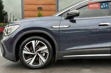 Внедорожник / Кроссовер Volkswagen ID.6 Crozz 2021 в 