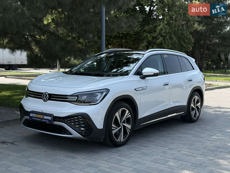 Volkswagen ID.6 Crozz 2023
