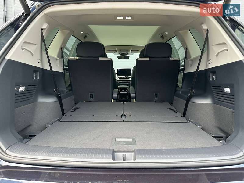 Позашляховик / Кросовер Volkswagen ID.6 Crozz 2022 в Києві