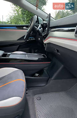 Внедорожник / Кроссовер Volkswagen ID.6 Crozz 2022 в 