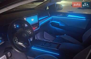 Позашляховик / Кросовер Volkswagen ID.6 Crozz 2023 в Львові