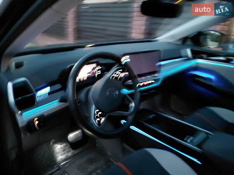 Позашляховик / Кросовер Volkswagen ID.6 Crozz 2022 в Івано-Франківську