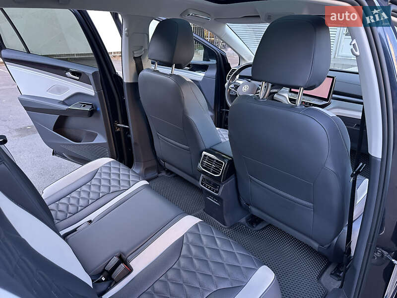 Позашляховик / Кросовер Volkswagen ID.6 Crozz 2021 в Одесі