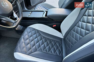 Внедорожник / Кроссовер Volkswagen ID.6 Crozz 2021 в 