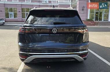 Внедорожник / Кроссовер Volkswagen ID.6 Crozz 2022 в 