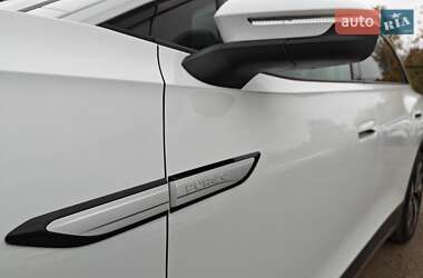 Внедорожник / Кроссовер Volkswagen ID.6 Crozz 2021 в 