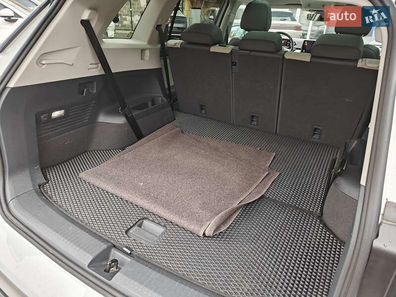 Внедорожник / Кроссовер Volkswagen ID.6 Crozz 2021 в Киеве фото 52 Внедорожник / Кроссовер Volkswagen ID.6 Crozz 2021 в Киеве