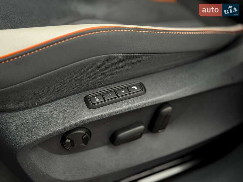 Внедорожник / Кроссовер Volkswagen ID.6 Crozz 2022 в Киеве