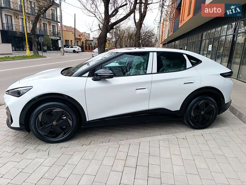 Внедорожник / Кроссовер Volkswagen ID. UNYX 2024 в Ужгороде