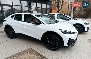 Позашляховик / Кросовер Volkswagen ID. UNYX 2024 в 