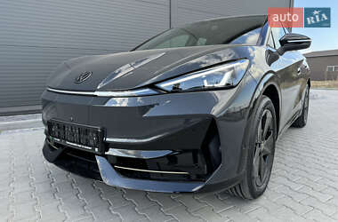 Позашляховик / Кросовер Volkswagen ID. UNYX 2025 в 