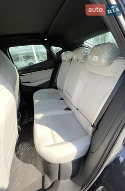 Внедорожник / Кроссовер Volkswagen ID. UNYX 2024 в 