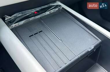 Внедорожник / Кроссовер Volkswagen ID. UNYX 2024 в 