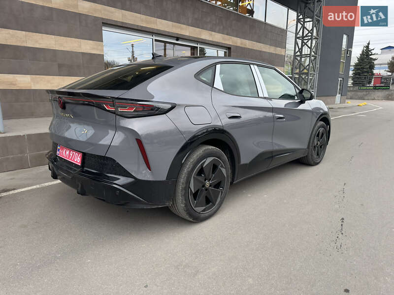 Внедорожник / Кроссовер Volkswagen ID. UNYX 2024 в Тернополе