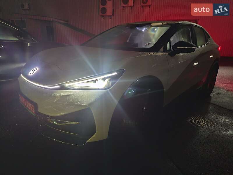 Внедорожник / Кроссовер Volkswagen ID. UNYX 2024 в Киеве