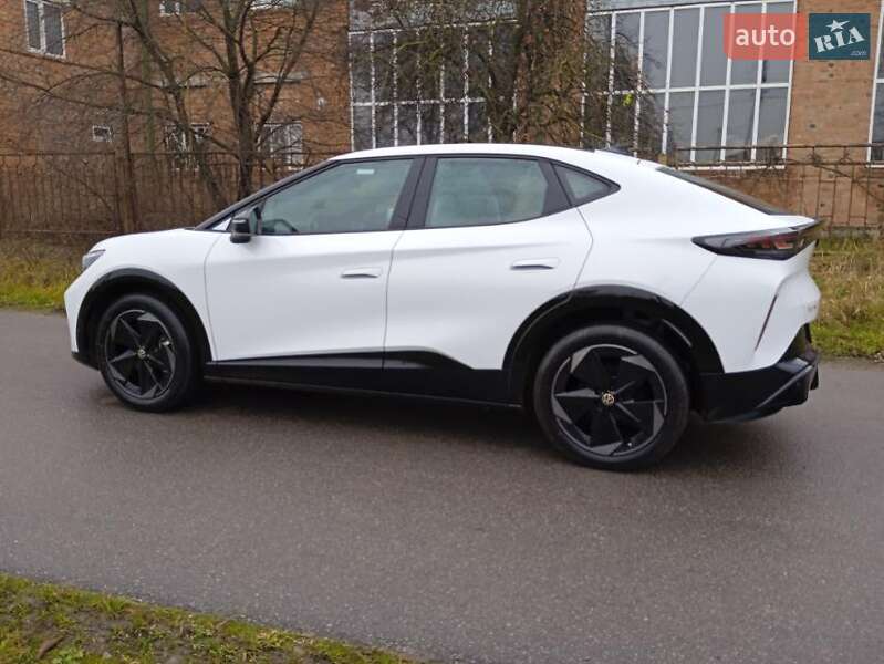 Внедорожник / Кроссовер Volkswagen ID. UNYX 2025 в Черновцах