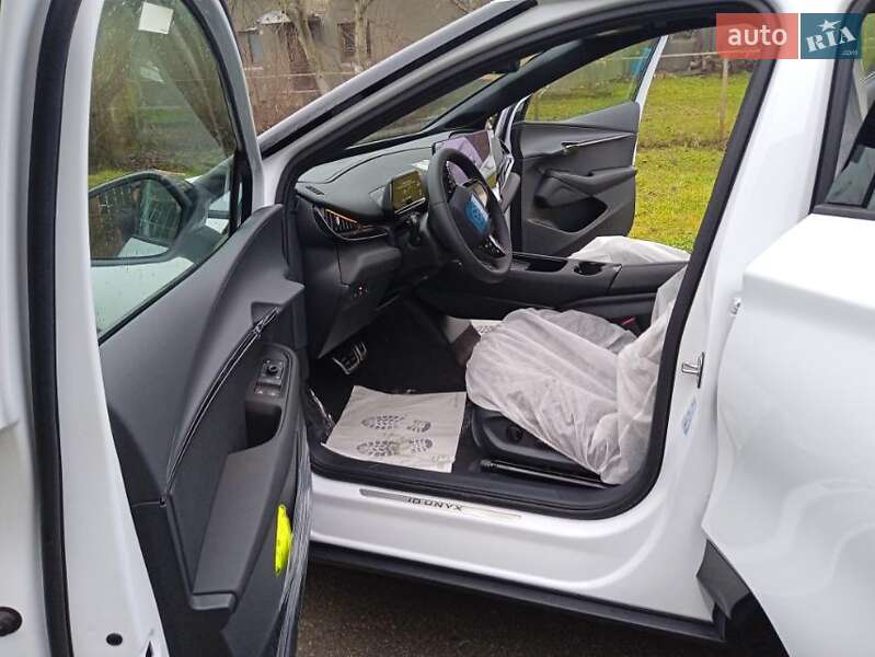 Внедорожник / Кроссовер Volkswagen ID. UNYX 2025 в Черновцах