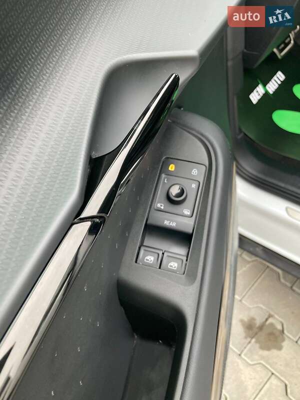 Позашляховик / Кросовер Volkswagen ID. UNYX 2024 в Львові