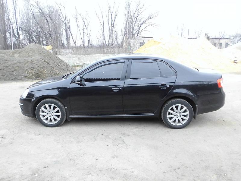Седан Volkswagen Jetta 2008 в Селидовому