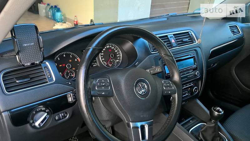 Седан Volkswagen Jetta 2011 в Івано-Франківську