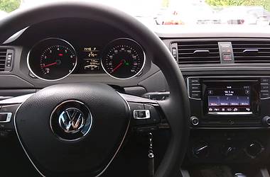 Седан Volkswagen Jetta 2016 в Киеве