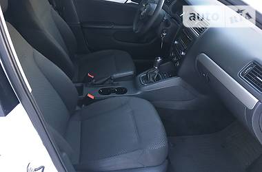 Седан Volkswagen Jetta 2014 в Киеве