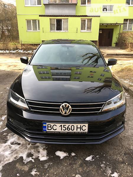 Седан Volkswagen Jetta 2016 в Львові