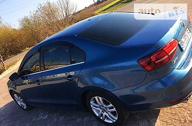 Седан Volkswagen Jetta 2017 в 