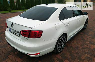 Седан Volkswagen Jetta 2013 в Ивано-Франковске