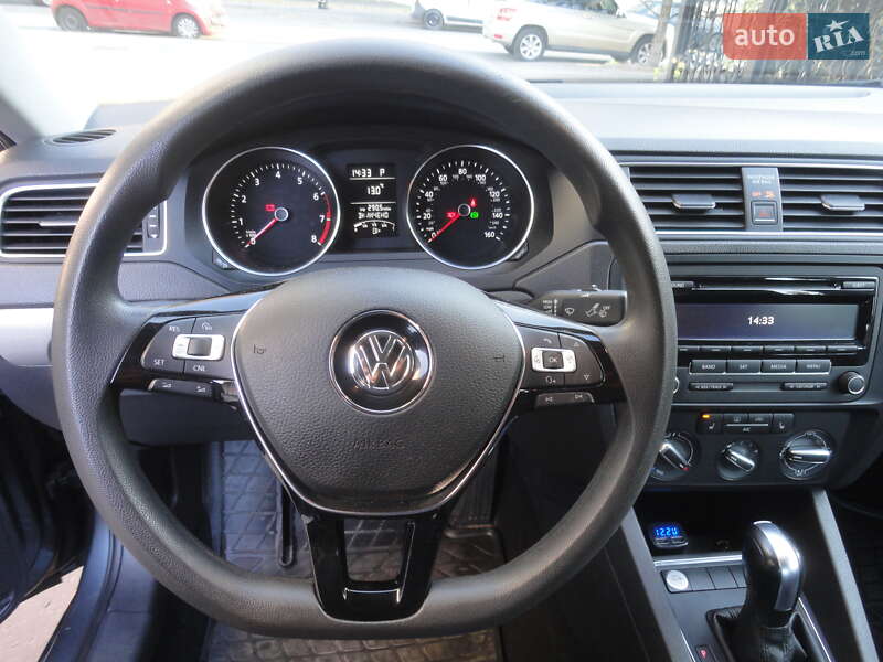 Седан Volkswagen Jetta 2014 в Запоріжжі