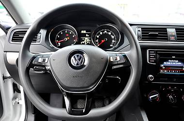 Седан Volkswagen Jetta 2017 в 