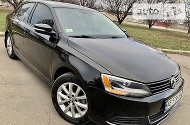 Седан Volkswagen Jetta 2012 в 
