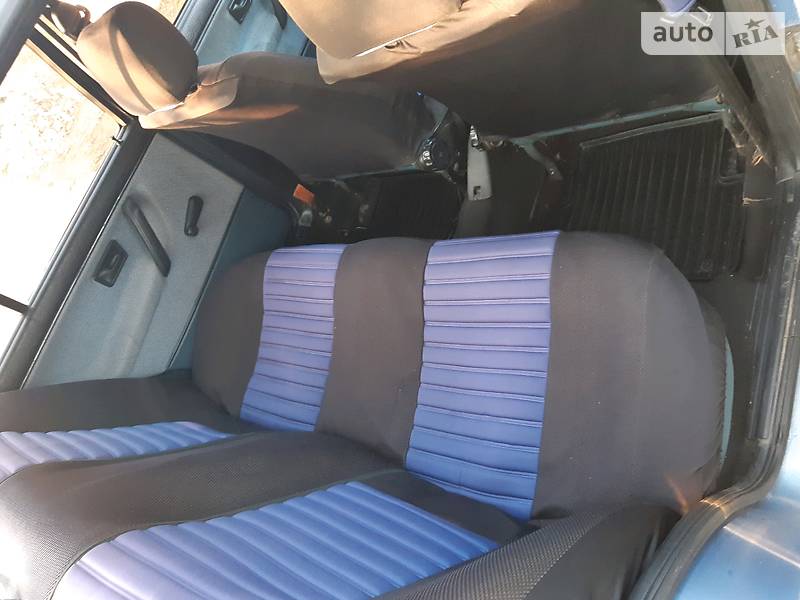 Седан Volkswagen Jetta 1989 в Рівному