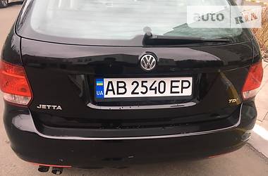 Універсал Volkswagen Jetta 2012 в Києві