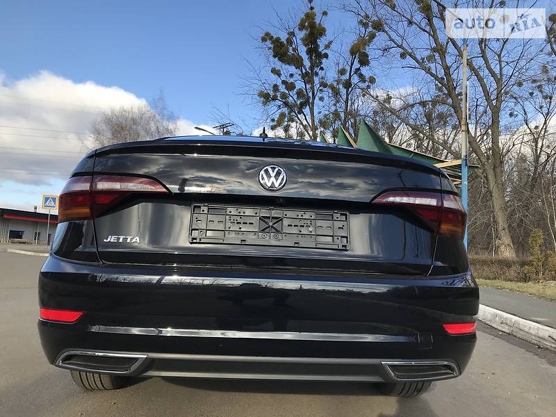 Седан Volkswagen Jetta 2018 в Харкові