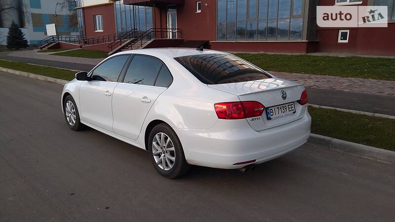 Седан Volkswagen Jetta 2014 в Полтаве