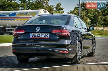 Седан Volkswagen Jetta 2016 в Николаеве