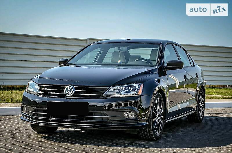 Седан Volkswagen Jetta 2016 в Миколаєві